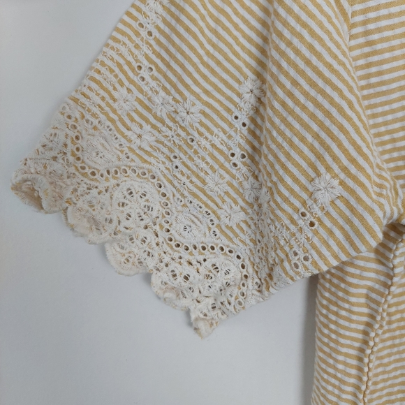 World Market Seersucker Embroidered Crochet Lace Trim Top, S/M - Picture 3 of 11